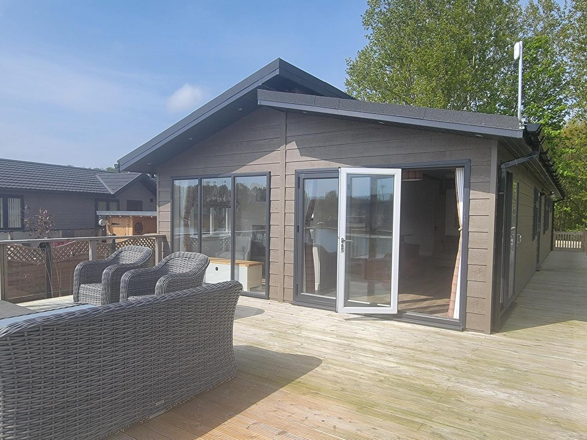 Stunning Luxury 2-Bed Lodge In Routh With Hot Tub Beverley Exterior foto