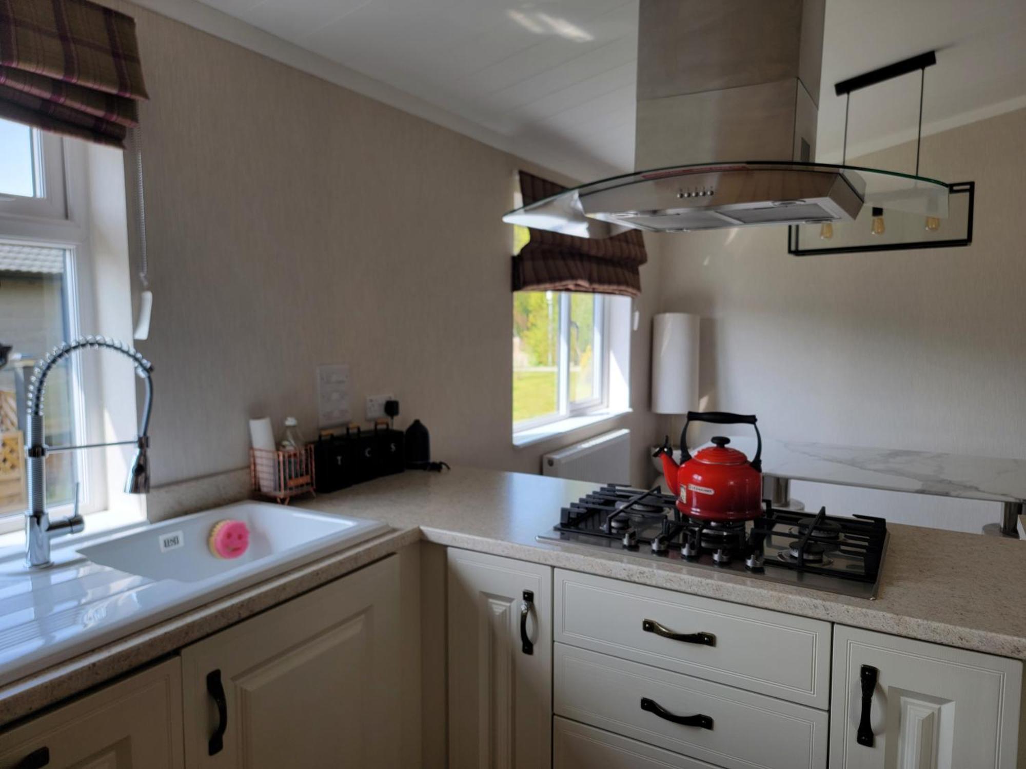 Stunning Luxury 2-Bed Lodge In Routh With Hot Tub Beverley Exterior foto