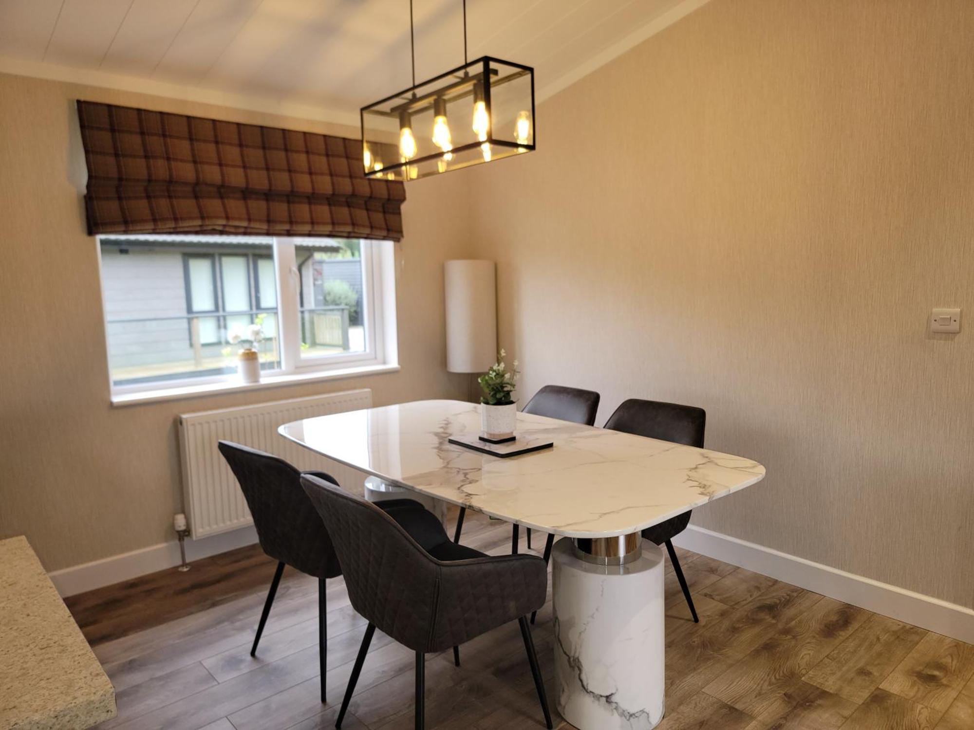 Stunning Luxury 2-Bed Lodge In Routh With Hot Tub Beverley Exterior foto