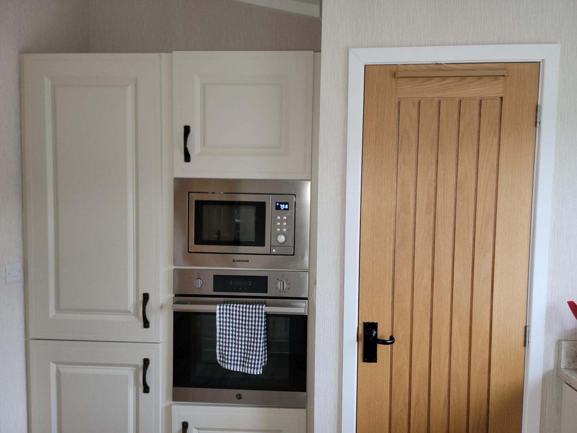 Stunning Luxury 2-Bed Lodge In Routh With Hot Tub Beverley Exterior foto
